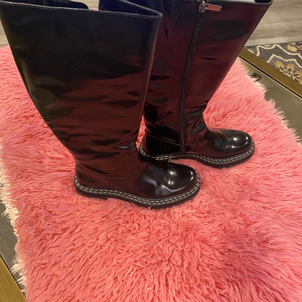 Vince Camuto Women Phrancie Lug Sole Boots - Picture 2 of 6